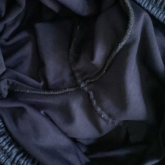 Navy UNC Carolina Tar Heels basketball shorts - Picture 16 of 17